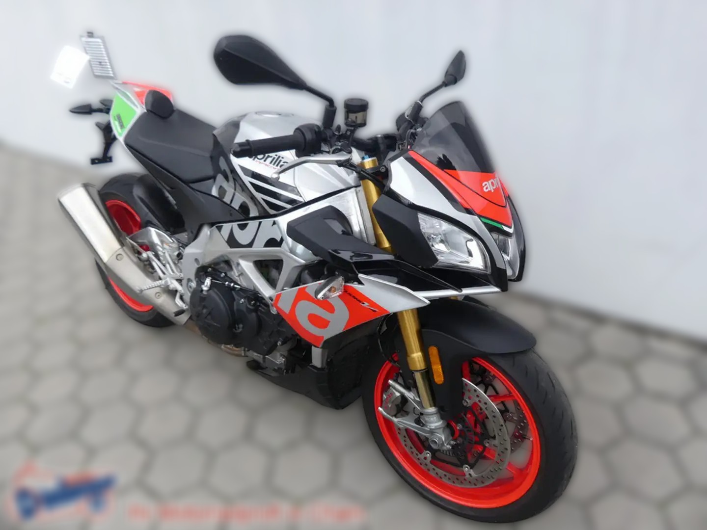2017 Aprilia Tuono V4 - 27 588 km - Náhled 2