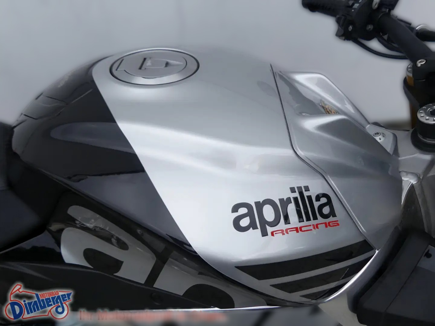 2017 Aprilia Tuono V4 - 27 588 km - Náhled 4