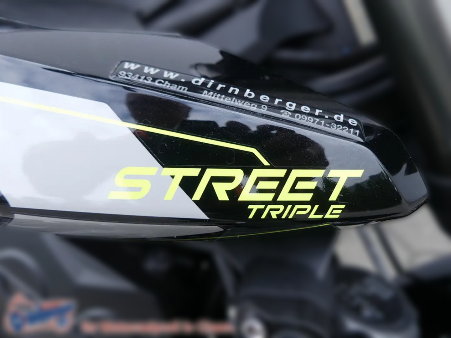 2024 Triumph Street Triple 765 - 1 km - Náhled 16