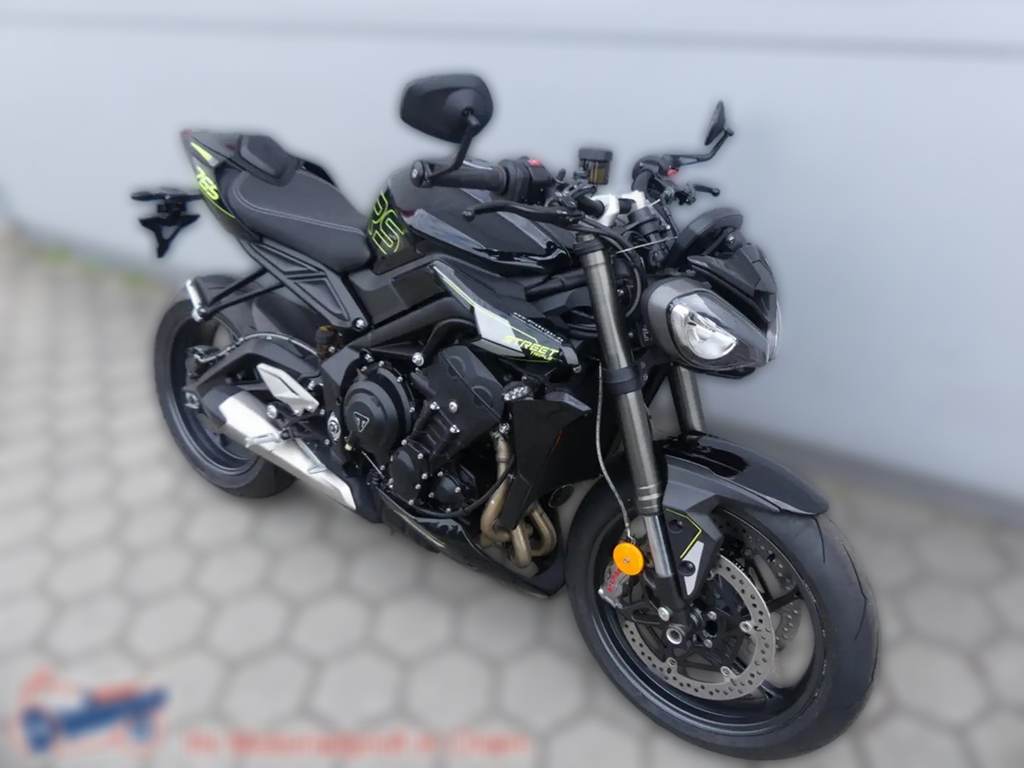 2024 Triumph Street Triple 765 - 1 km - Náhled 17