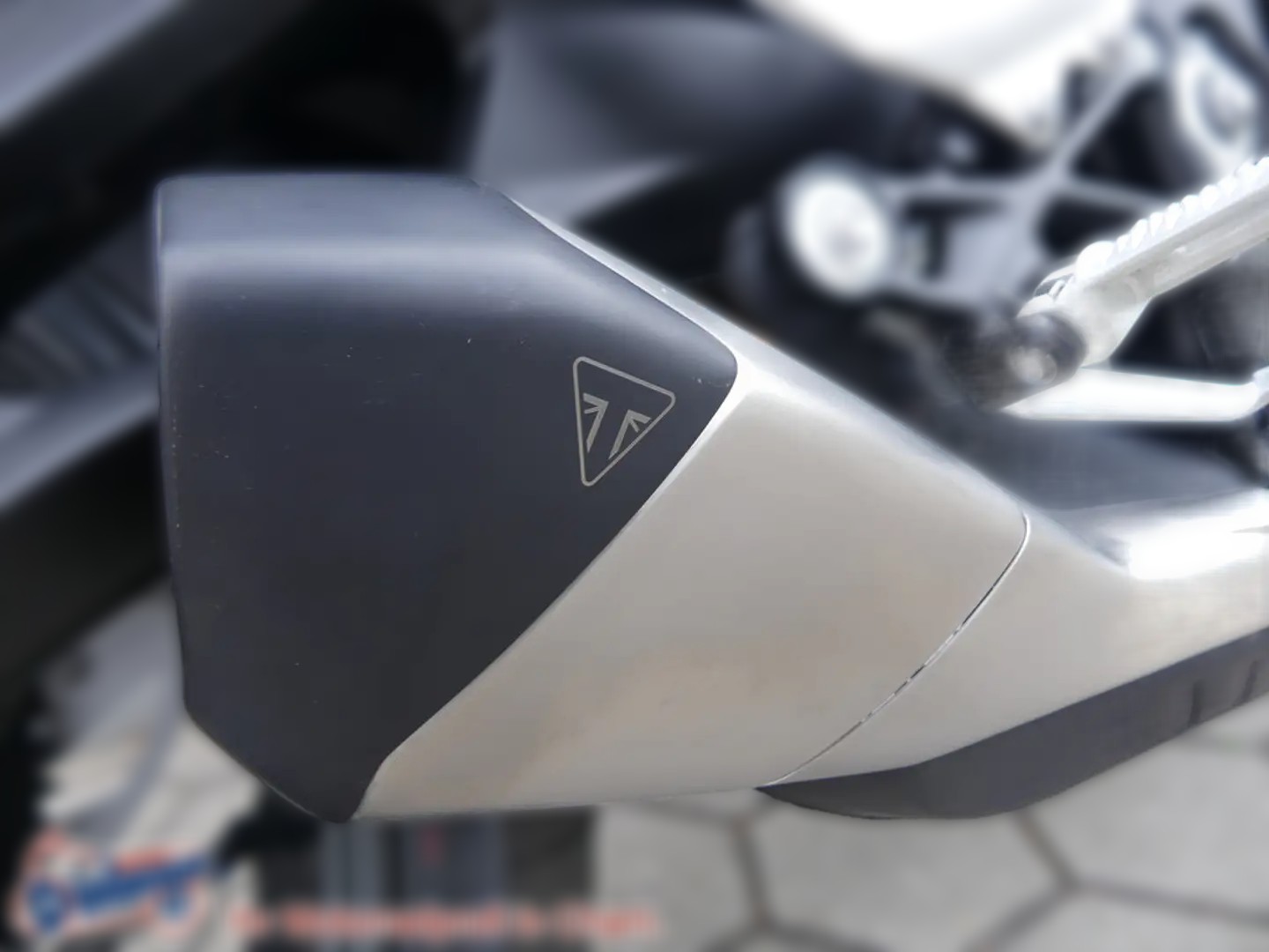 2024 Triumph Street Triple 765 - 1 km - Náhled 24