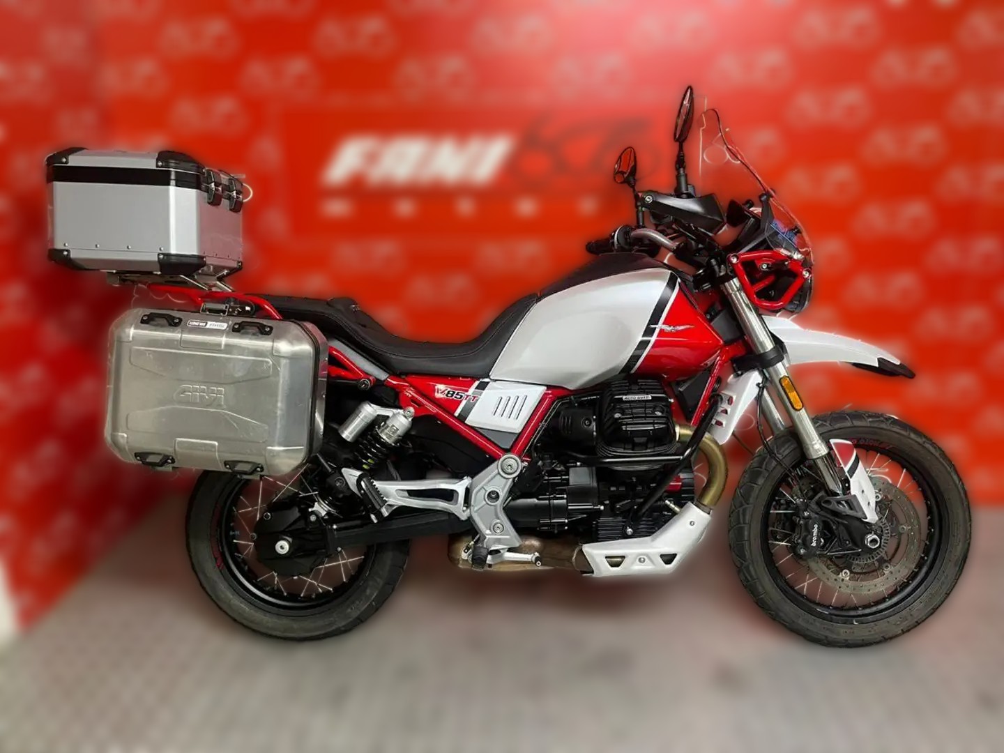 2019 Moto Guzzi V85 TT - 22 600 km