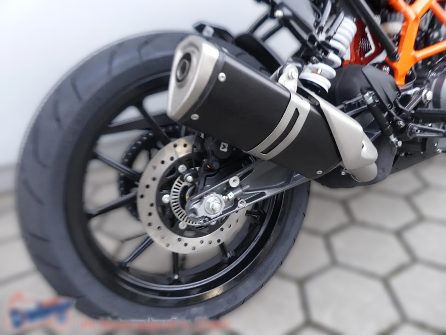 2023 KTM 390 Duke - 0 km - Náhled 25