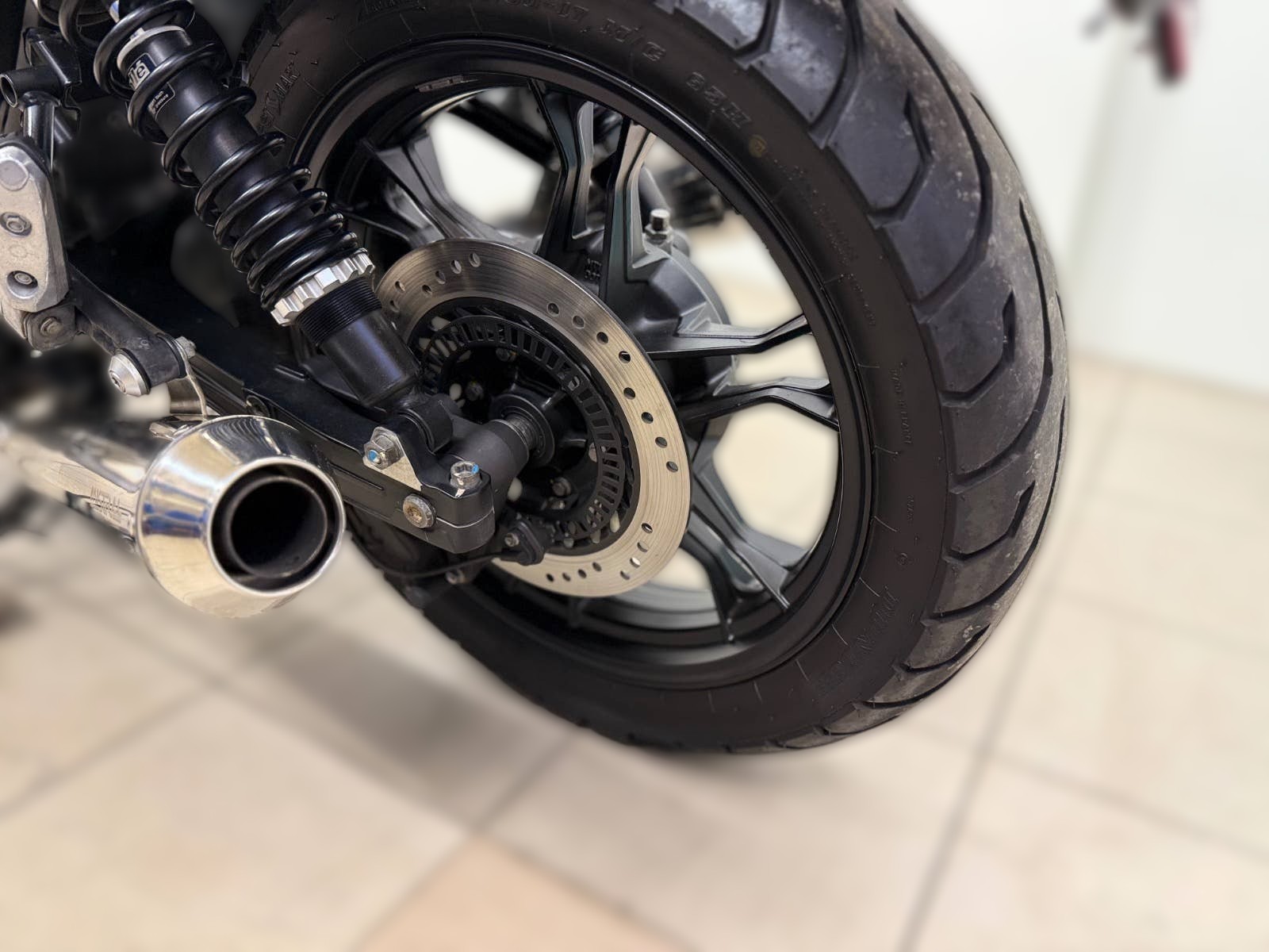 2016 Moto Guzzi V7 - 39 345 km - Náhled 12