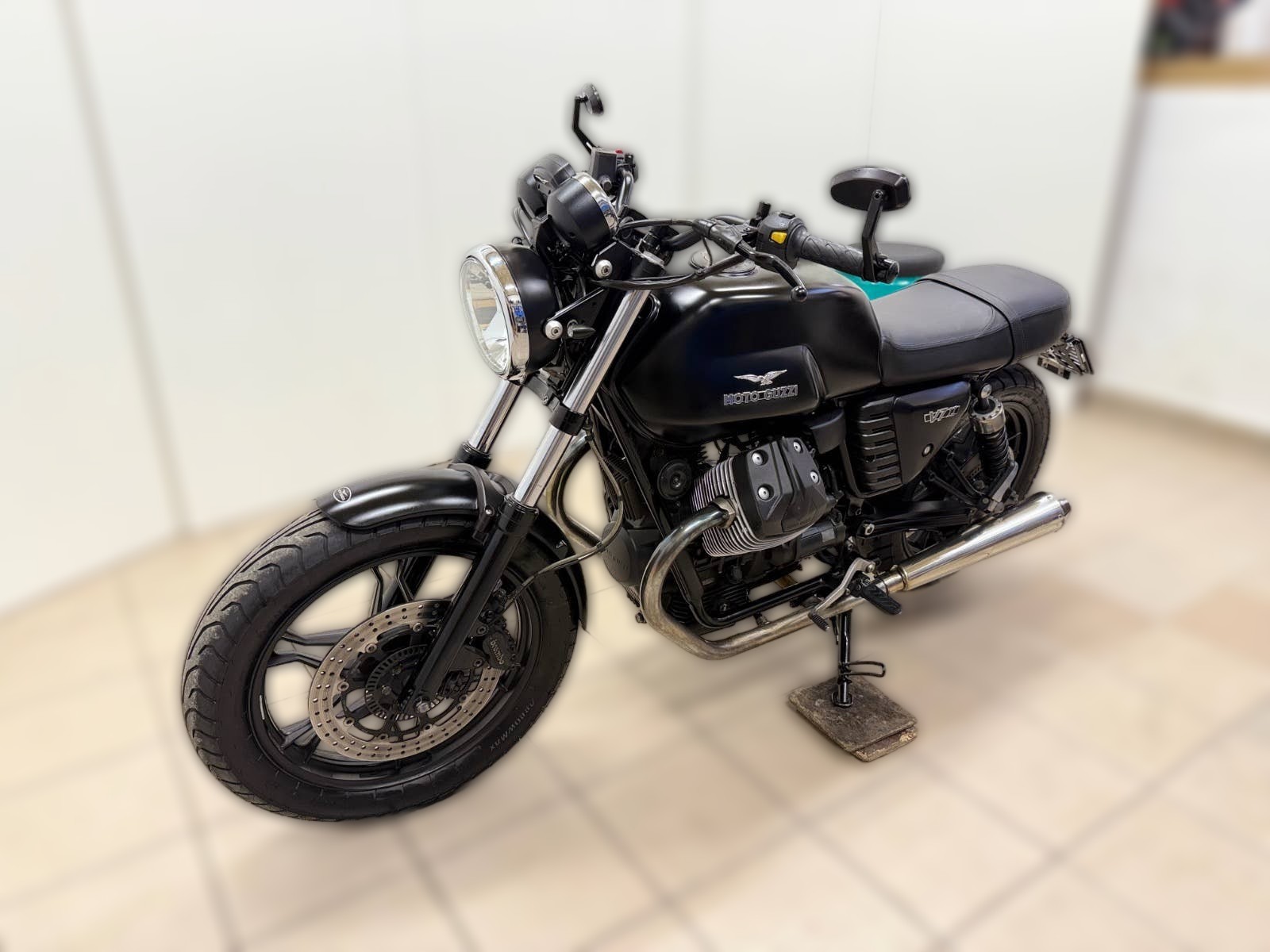 2016 Moto Guzzi V7 - 39 345 km - Náhled 35