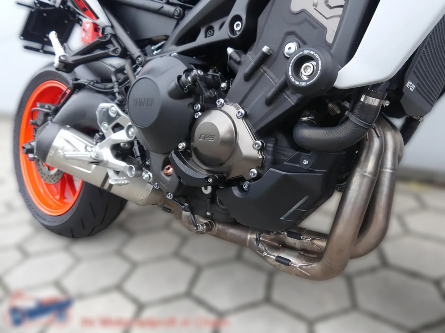 2020 Yamaha MT-09 - 26 917 km - Náhled 20