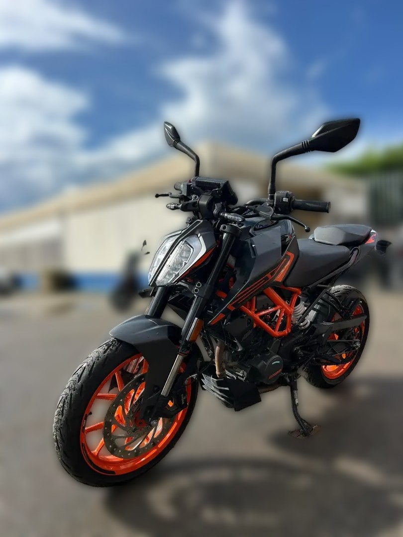 2022 KTM 125 Duke - 4 370 km - Náhled 5