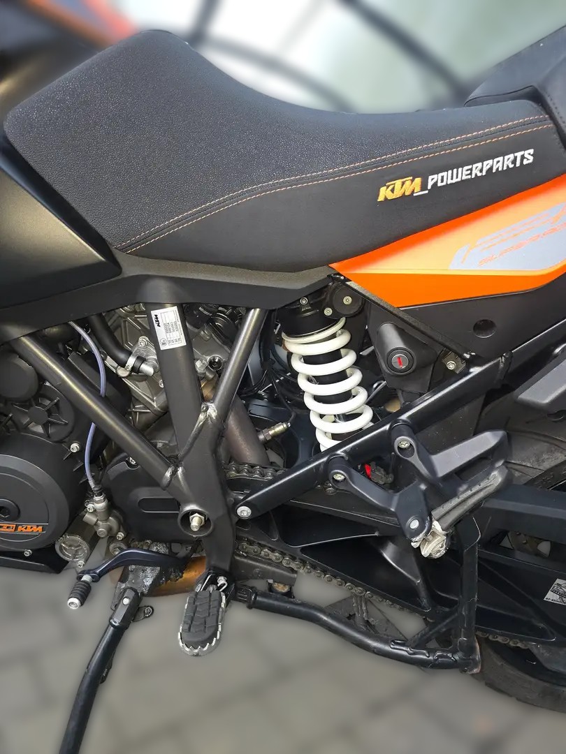 2021 KTM 1290 Super Adventure - 13 990 km - Náhled 8