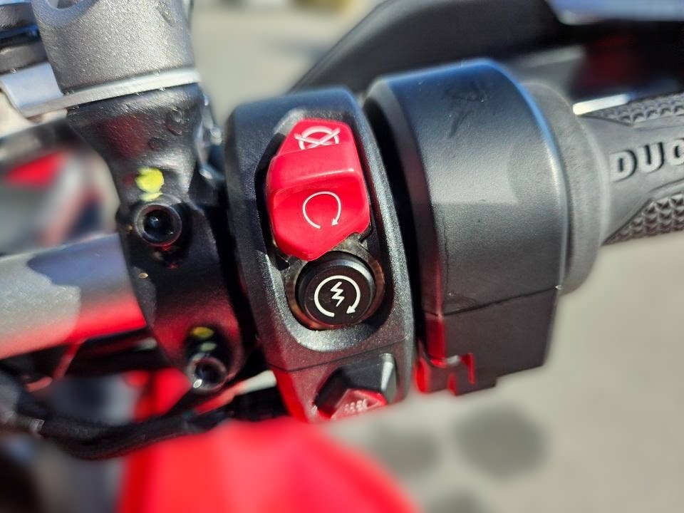 2025 Ducati Multistrada V4 - 6 050 km - Náhled 20