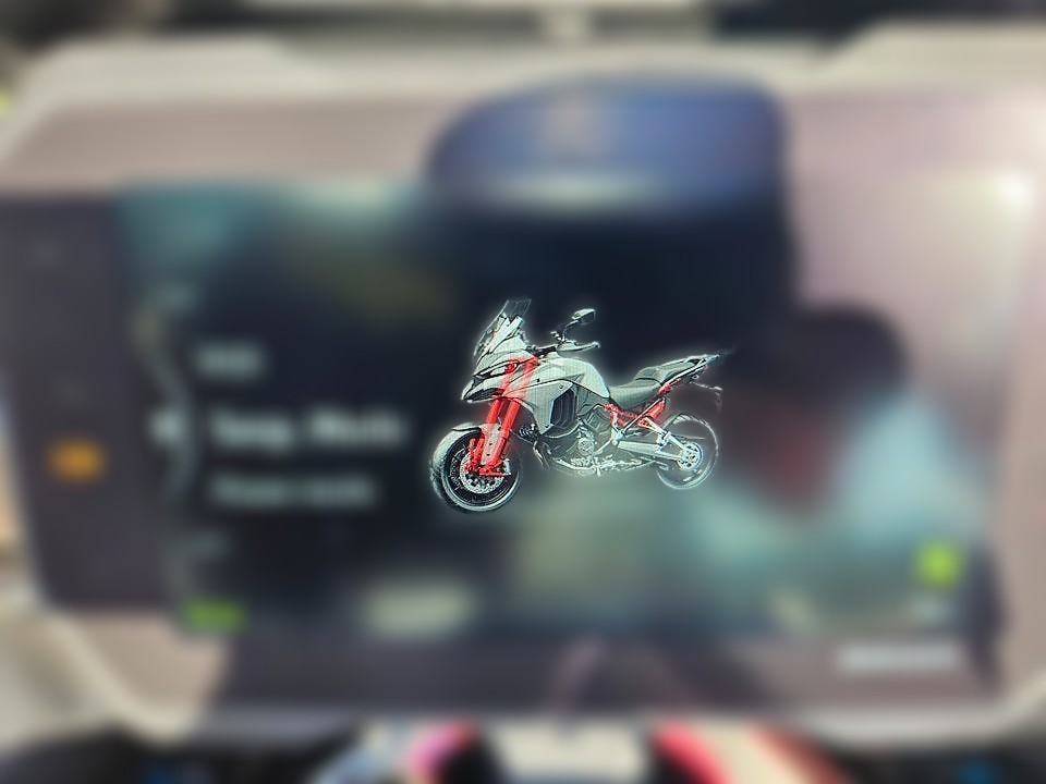 2025 Ducati Multistrada V4 - 6 050 km - Náhled 31
