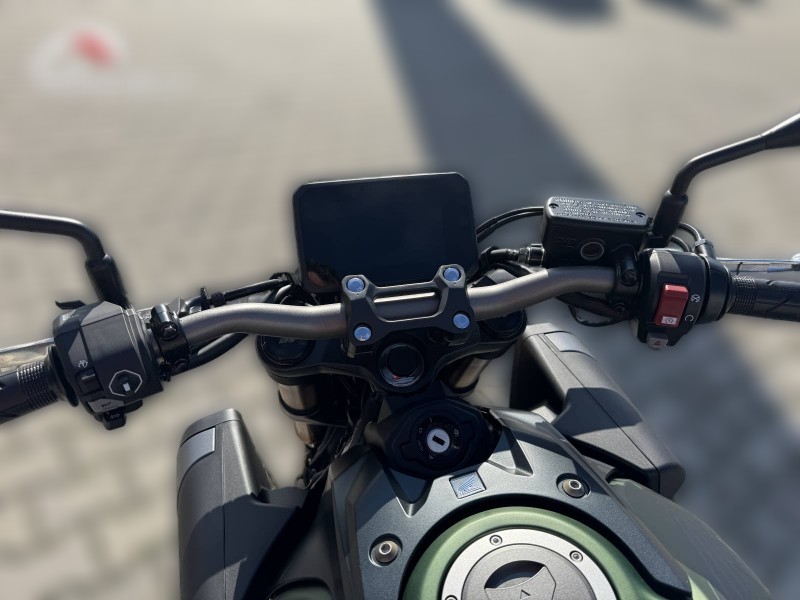 2025 Honda CB 650R - 0 km - Náhled 8