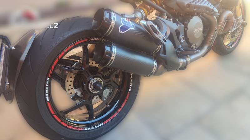2015 Ducati Monster - 9 500 km - Náhled 15