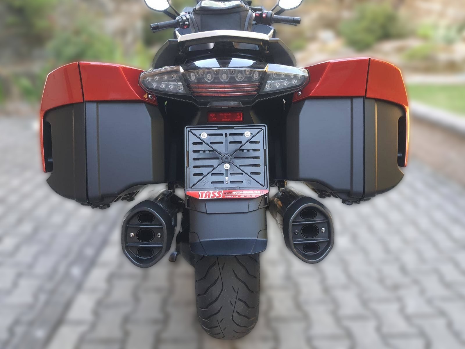 2011 BMW K 1600 GT - 47 500 km - Náhled 55