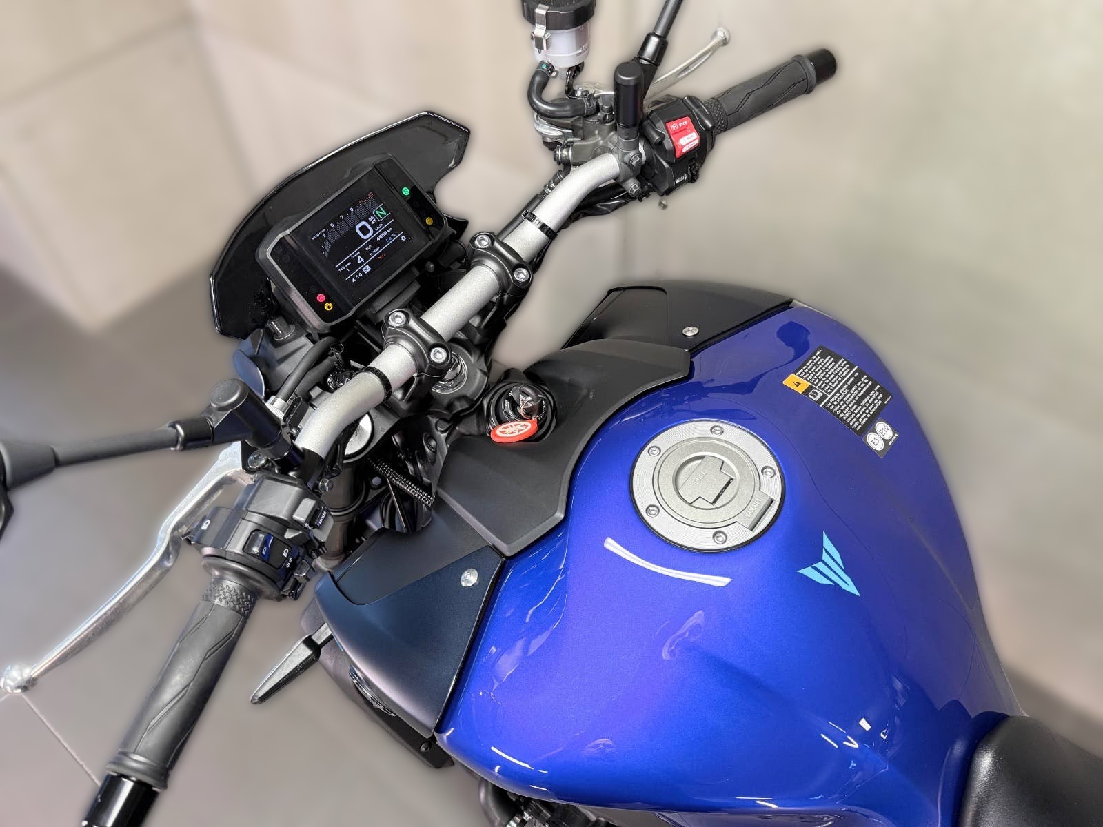2023 Yamaha MT-09 - 4 669 km - Náhled 14