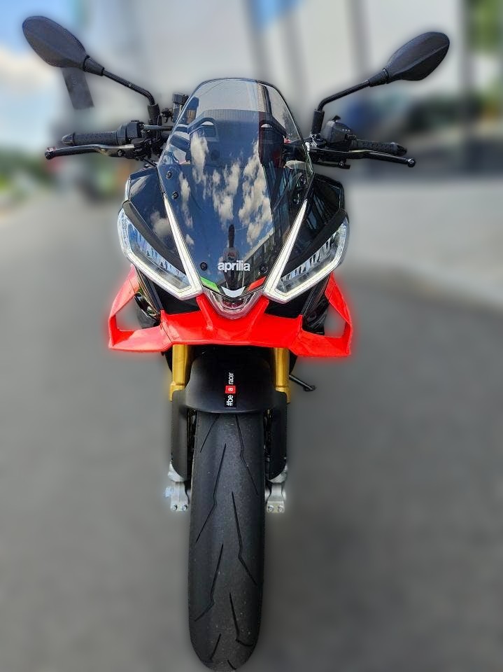 2025 Aprilia Tuono V4 - 1 950 km - Náhled 28
