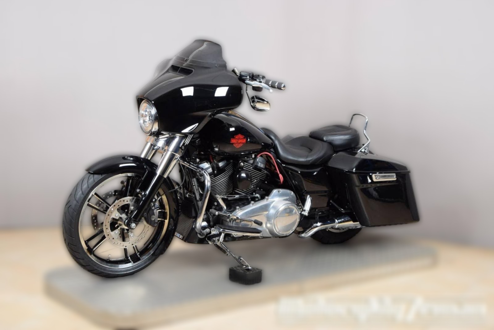 2019 Harley-Davidson Touring - 43 000 km - Náhled 15