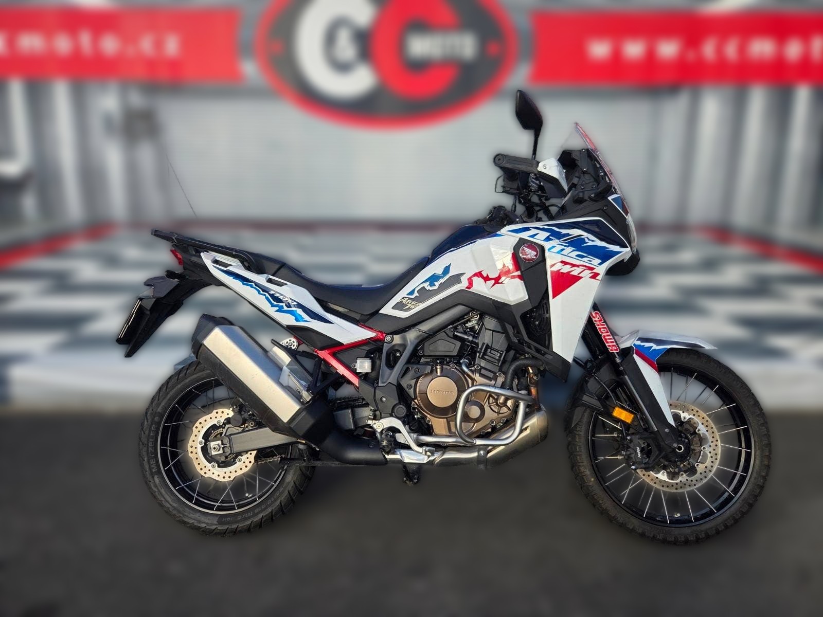 2025 Honda CRF 1100 L Africa Twin - 9 800 km - Náhled 12