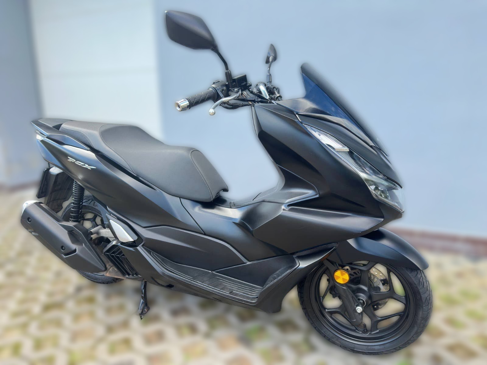 2022 Honda PCX 125 - 22 000 km - Náhled 17