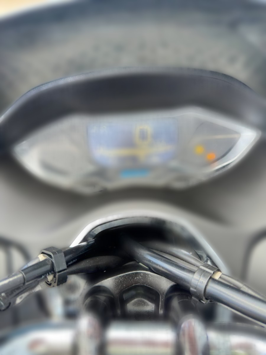 2022 Honda PCX 125 - 22 000 km - Náhled 31