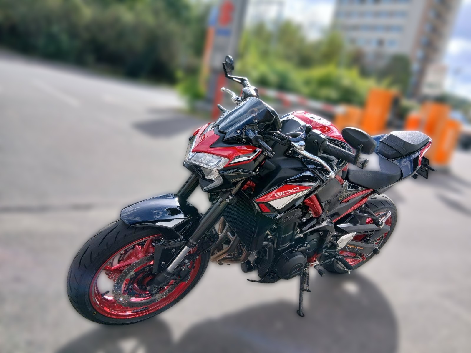 2024 Kawasaki Z900 - 8 800 km - Náhled 22