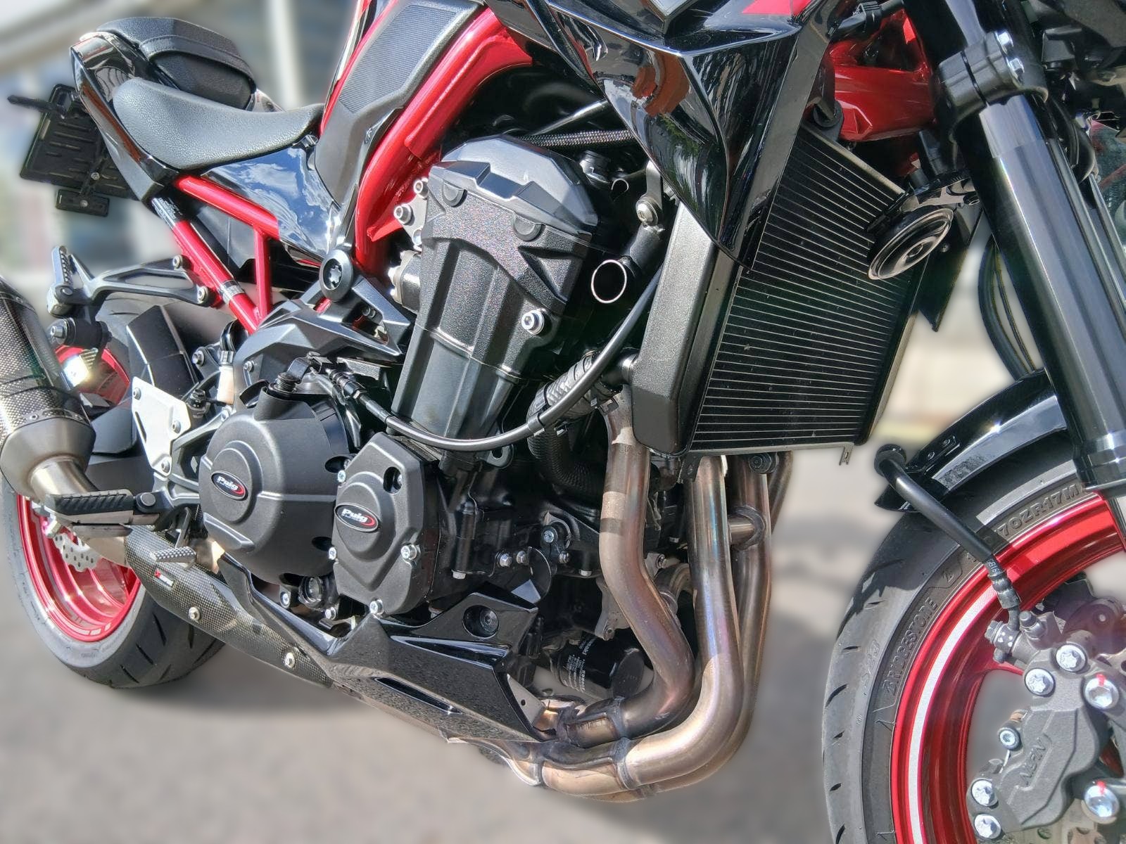 2024 Kawasaki Z900 - 8 800 km - Náhled 27