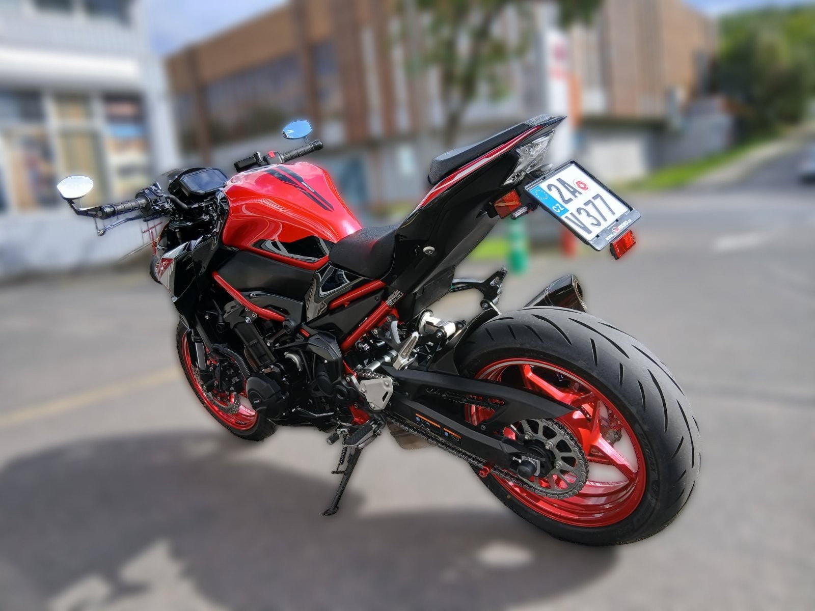 2024 Kawasaki Z900 - 8 800 km - Náhled 33