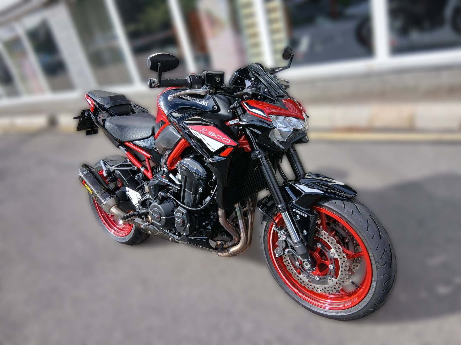 2024 Kawasaki Z900 - 8 800 km - Náhled 42