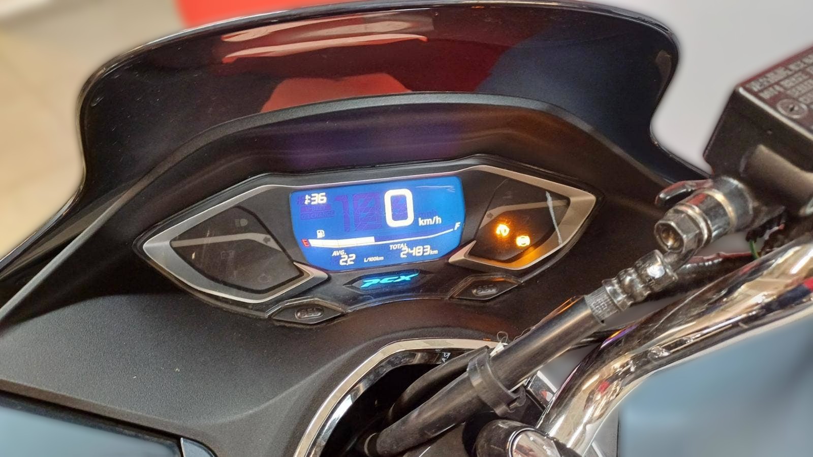 2022 Honda PCX 125 - 2 483 km - Náhled 13