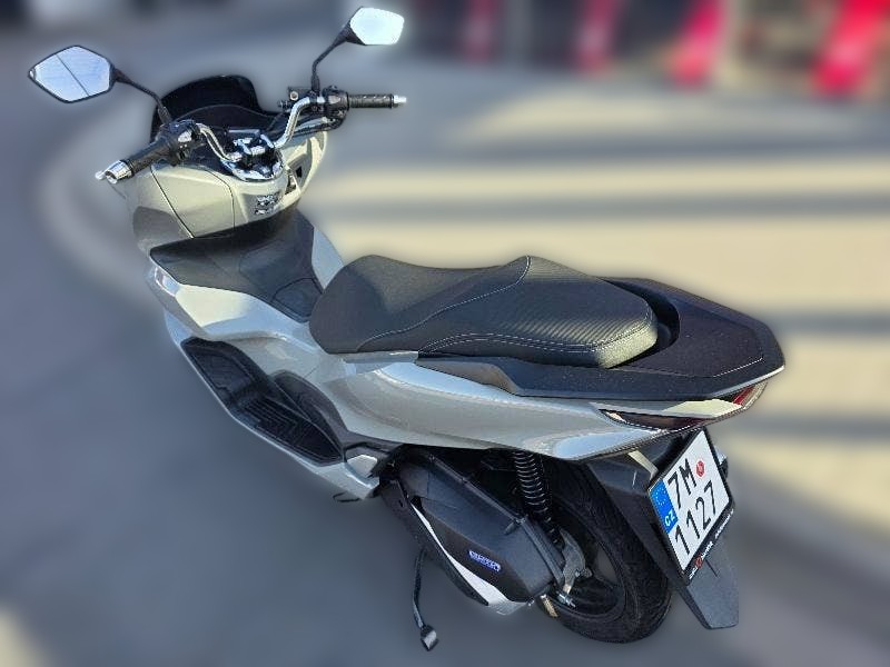2023 Honda PCX 125 - 7 382 km - Náhled 5