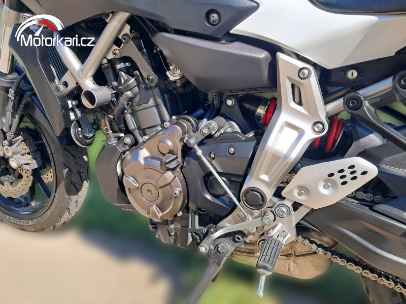 2015 Yamaha MT-07 - 16 400 km - Náhled 10