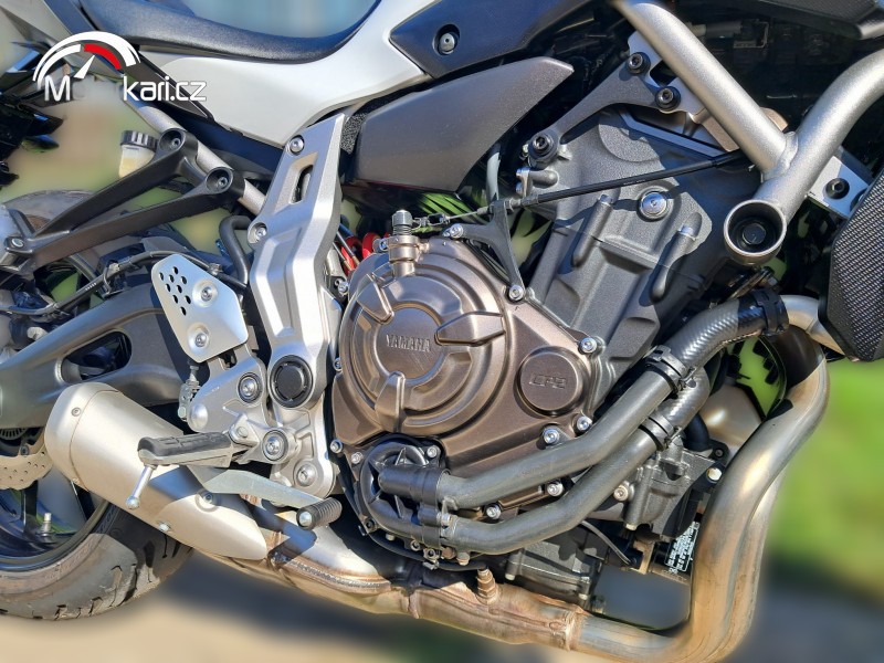 2015 Yamaha MT-07 - 16 400 km - Náhled 11