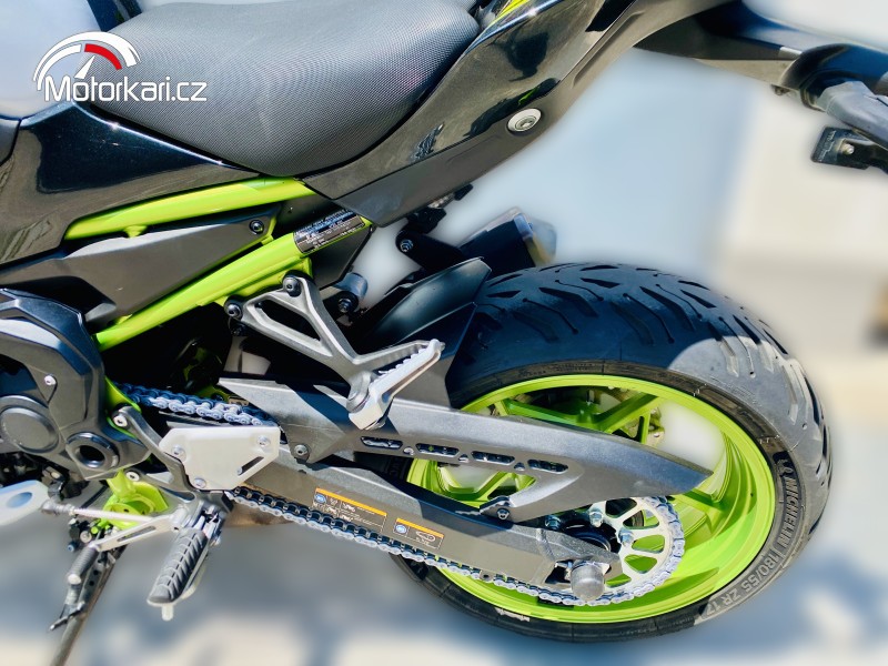 2025 Kawasaki Z900 - 31 000 km - Náhled 12