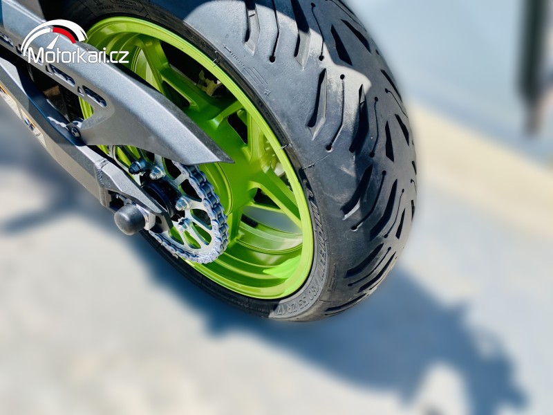 2025 Kawasaki Z900 - 31 000 km - Náhled 20