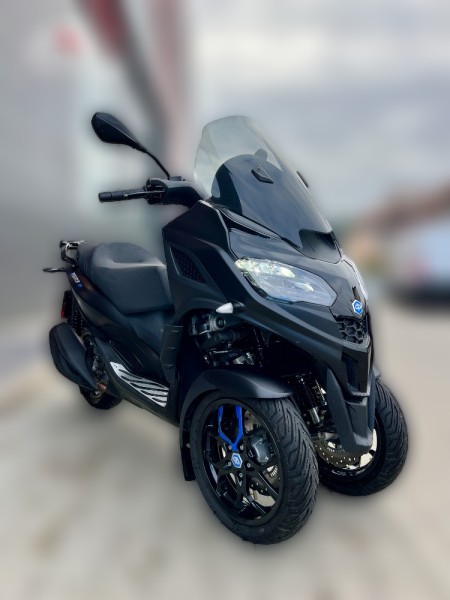 2023 Piaggio MP3 - 1 036 km - Náhled 21