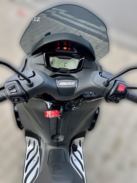 2023 Piaggio MP3 - 1 036 km - Náhled 38
