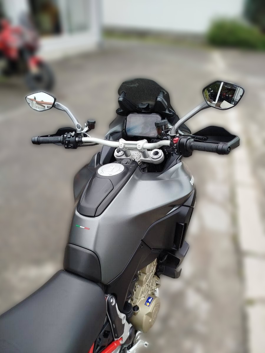 2021 Ducati Multistrada V4 - 24 398 km - Náhled 16