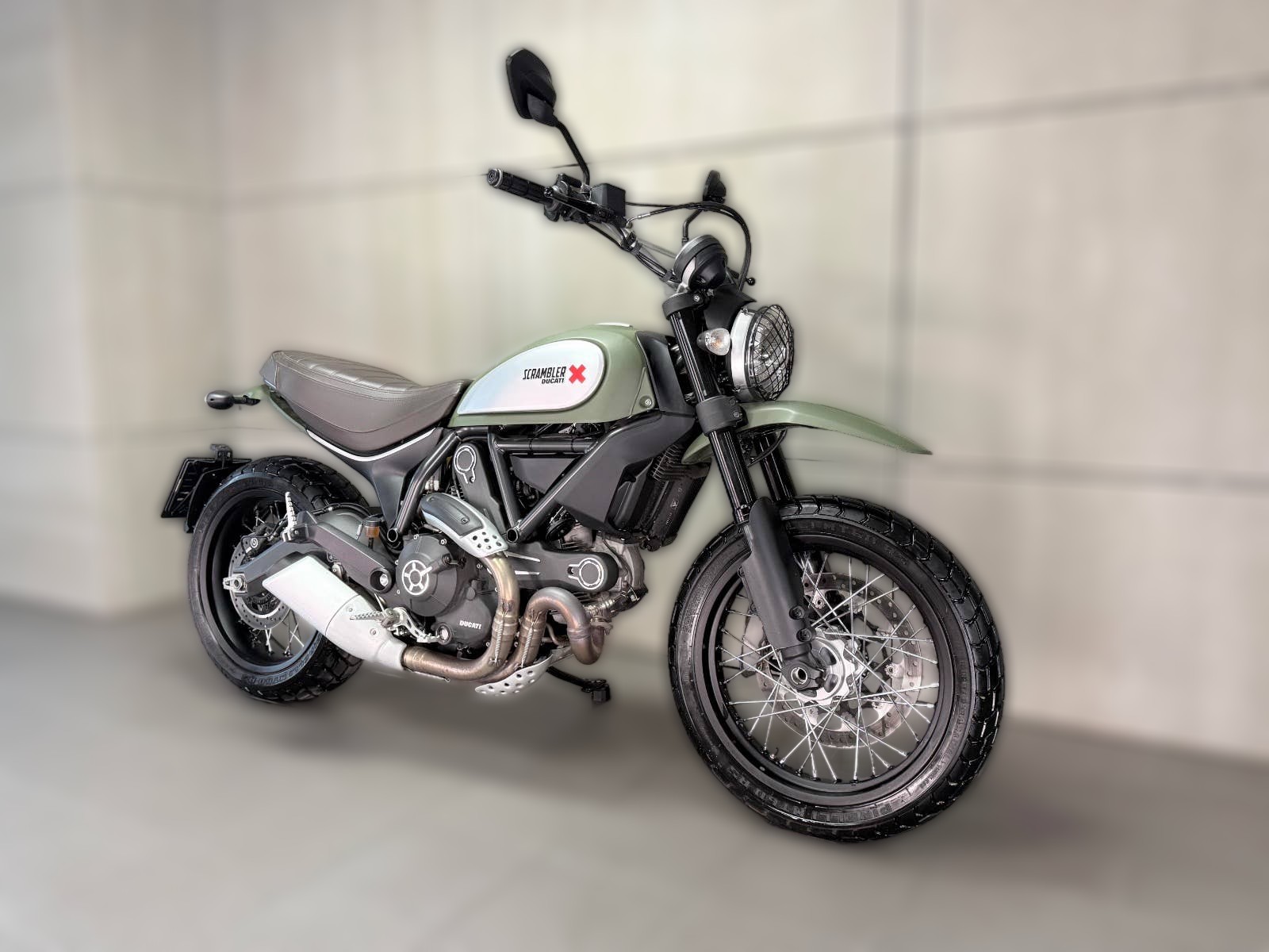 2015 Ducati Scrambler - 1 652 km - Náhled 2