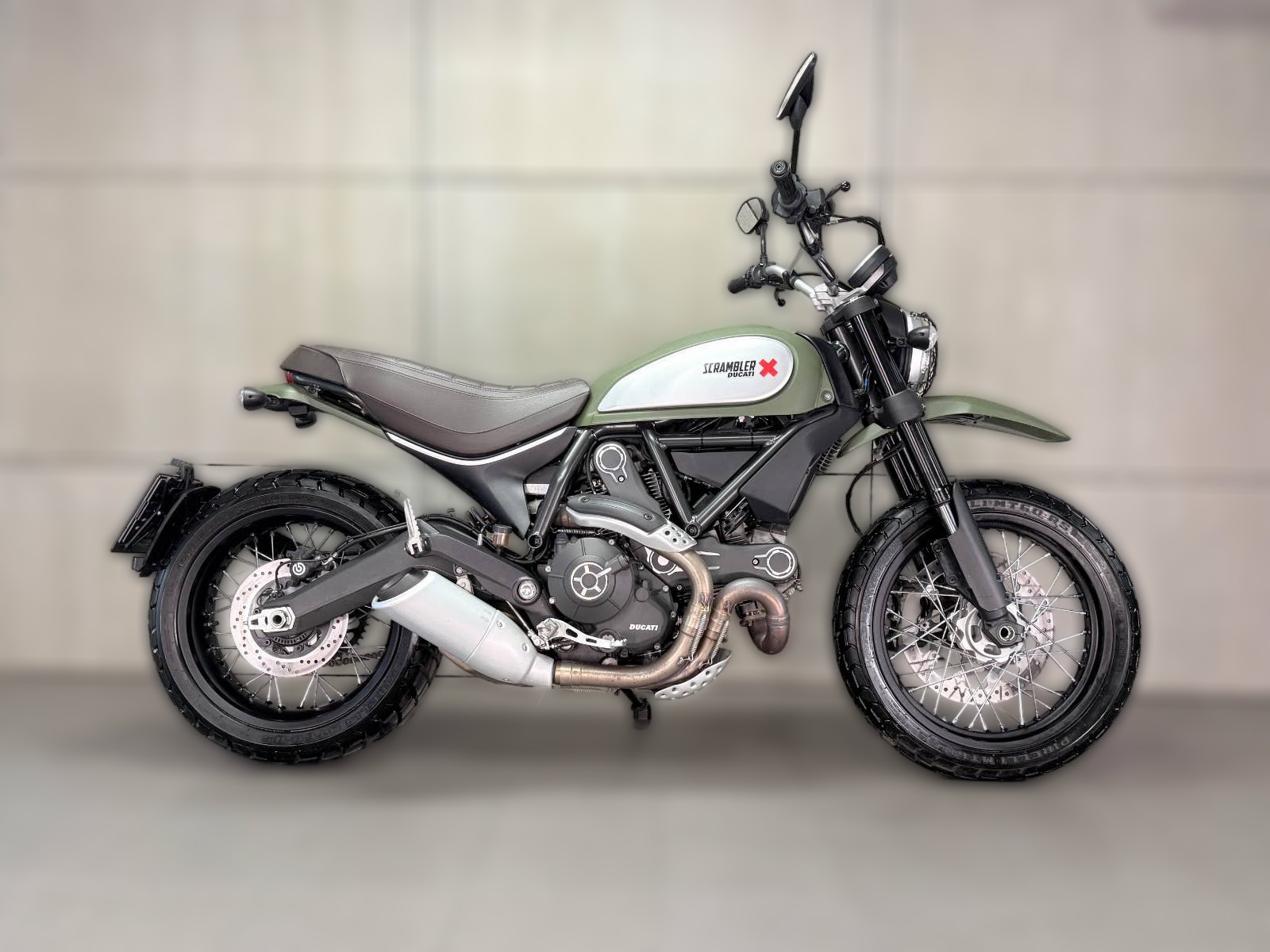 2015 Ducati Scrambler - 1 652 km - Náhled 16