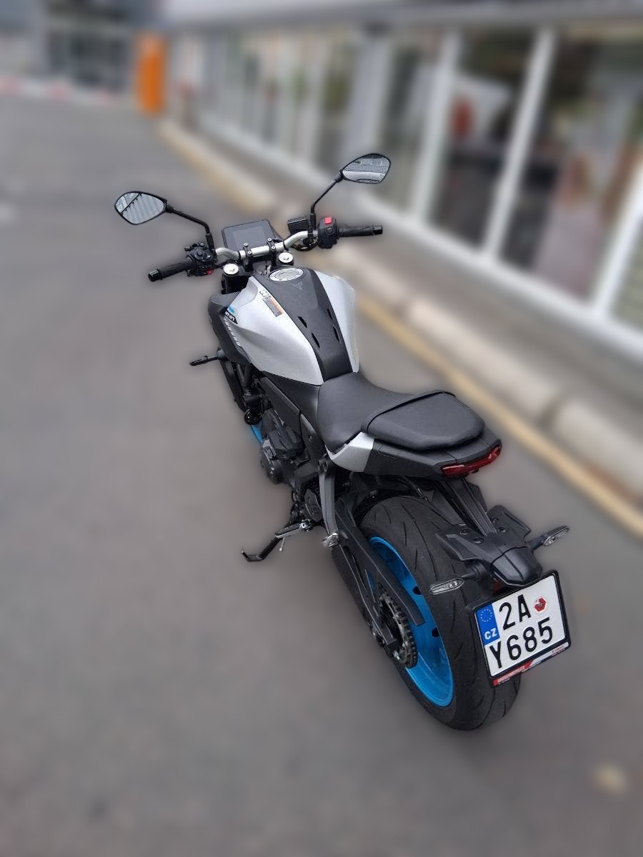 2025 Yamaha MT-07 - 5 802 km - Náhled 16