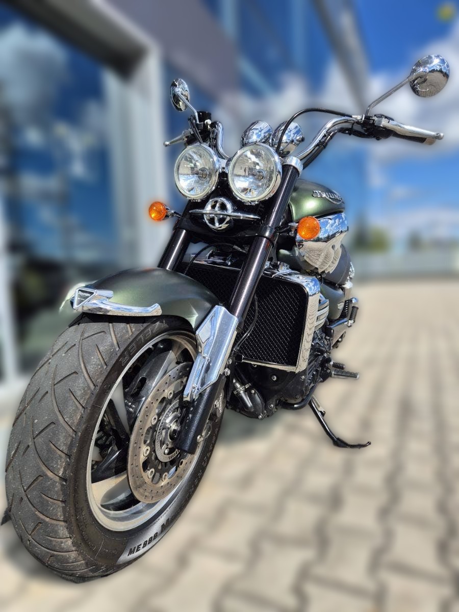 2013 Triumph Rocket 3 - 17 745 km - Náhled 3