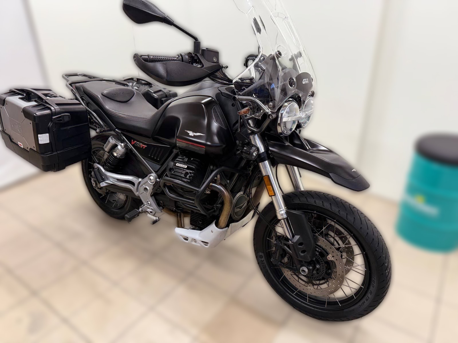 2022 Moto Guzzi V85 TT - 43 560 km - Náhled 20