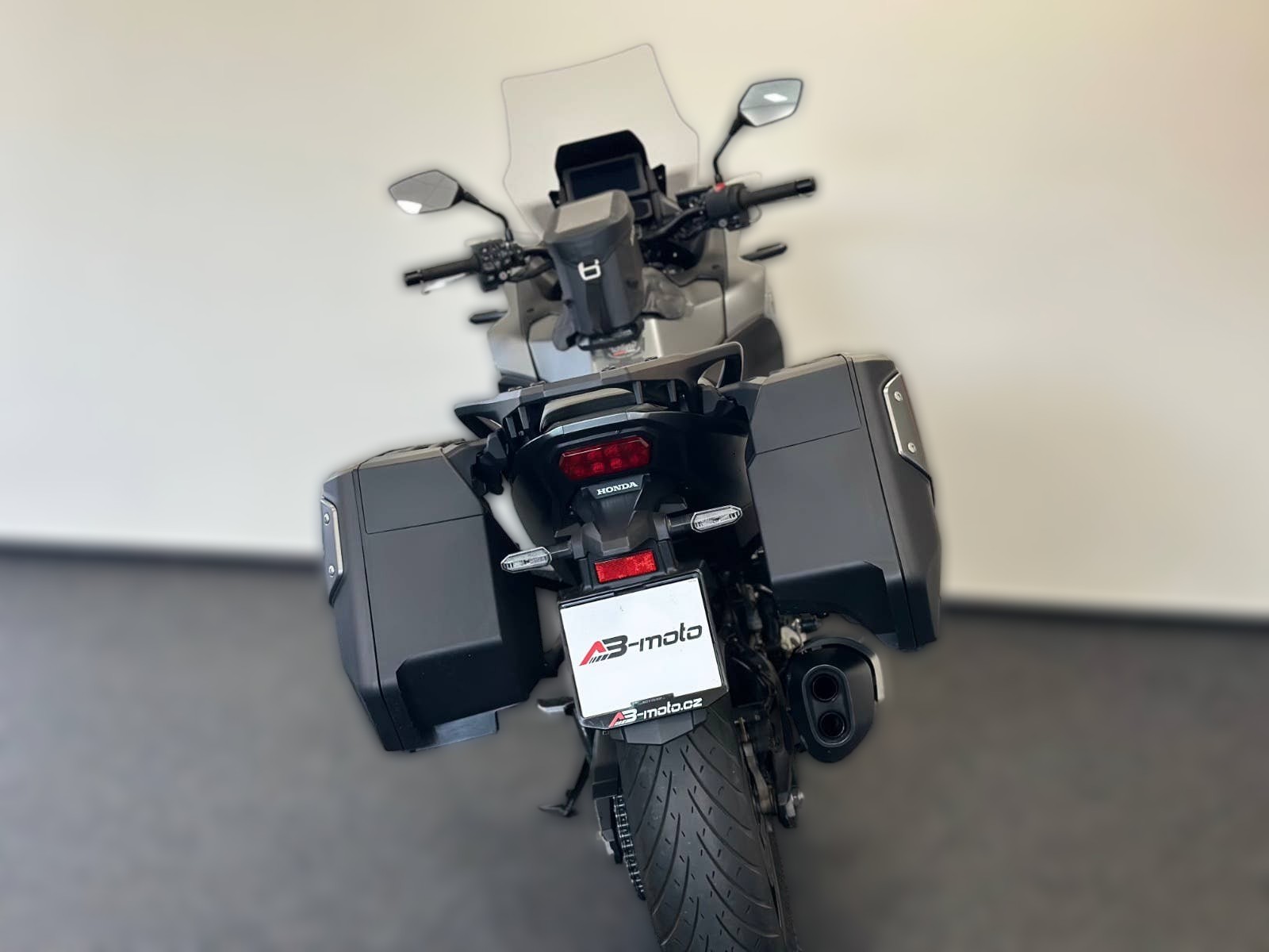 2023 Honda NT 1100 - 6 000 km - Náhled 10