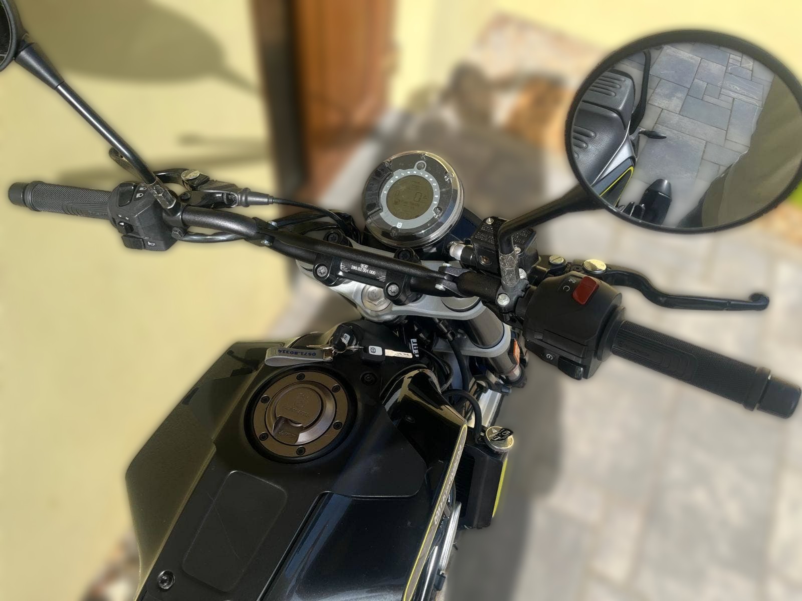 2023 Husqvarna Svartpilen 401 - 0 km - Náhled 9