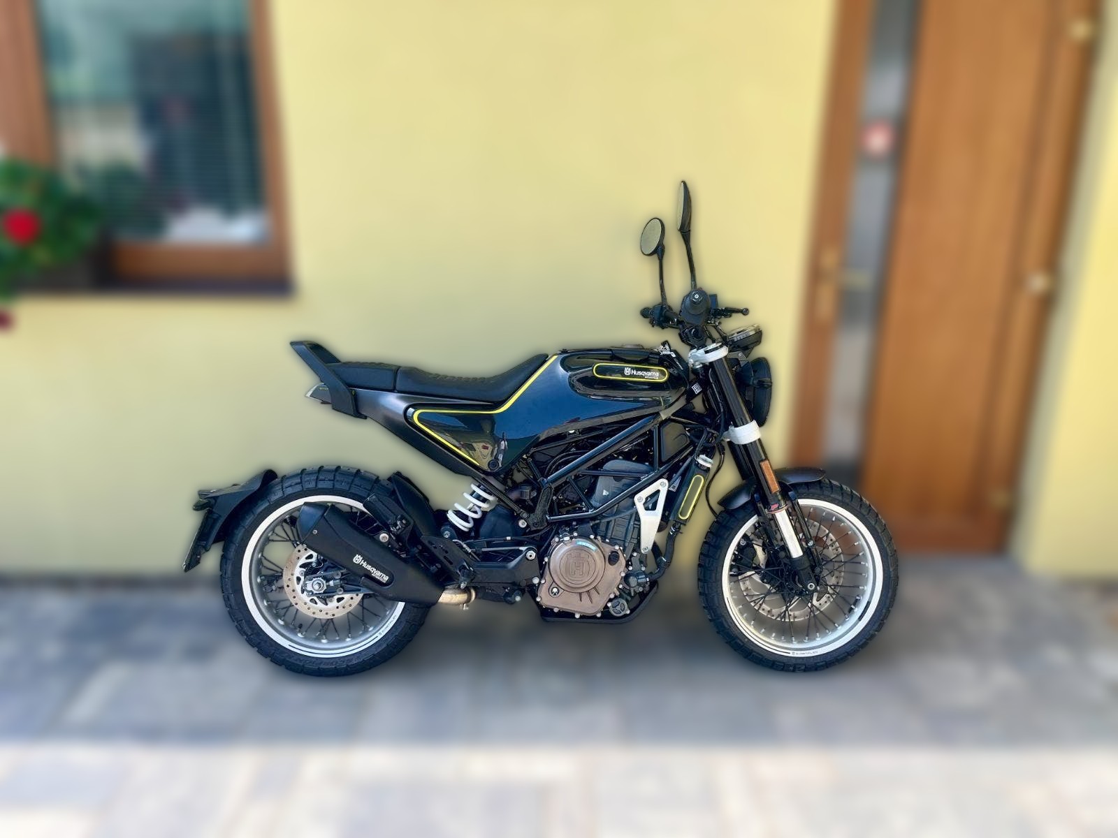 2023 Husqvarna Svartpilen 401 - 0 km - Náhled 16