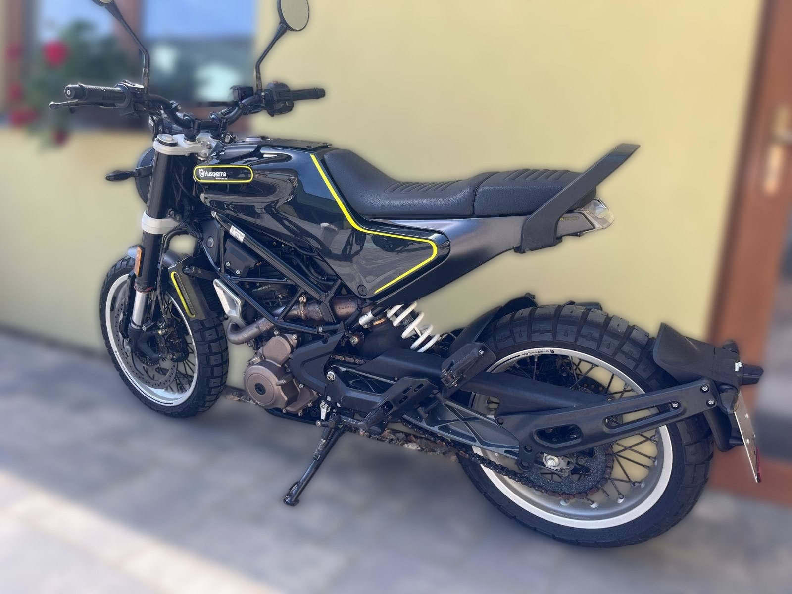 2023 Husqvarna Svartpilen 401 - 0 km - Náhled 17