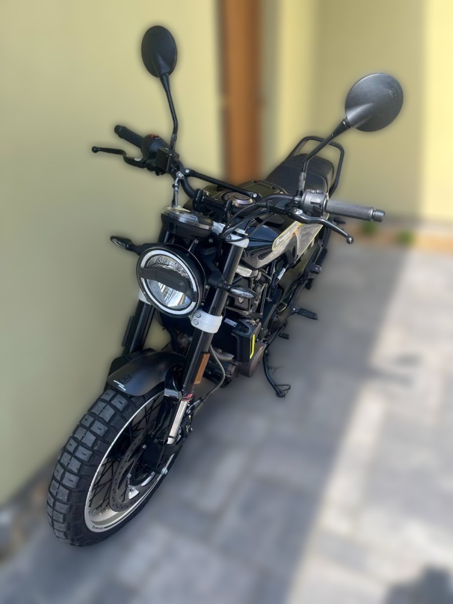 2023 Husqvarna Svartpilen 401 - 0 km - Náhled 23