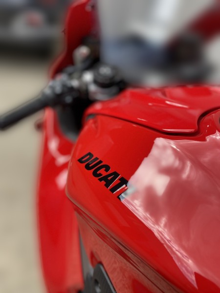 2023 Ducati Panigale V4 - 0 km - Náhled 11