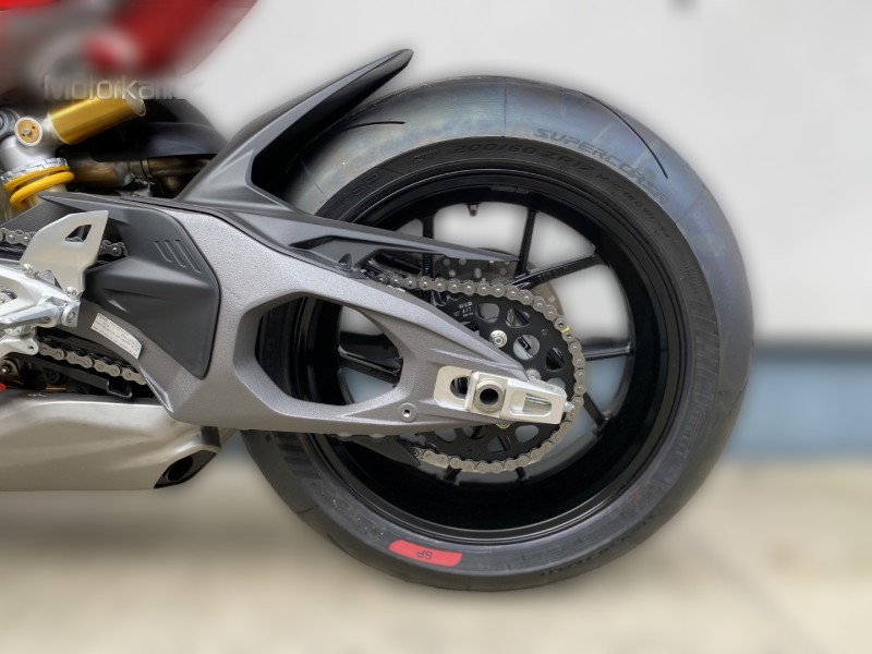 2023 Ducati Panigale V4 - 0 km - Náhled 12