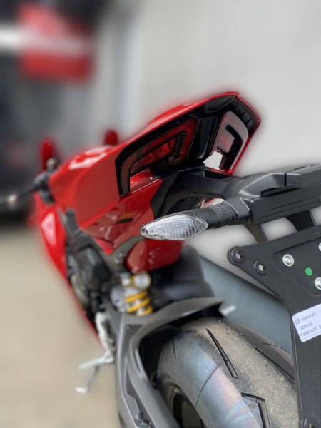 2023 Ducati Panigale V4 - 0 km - Náhled 18