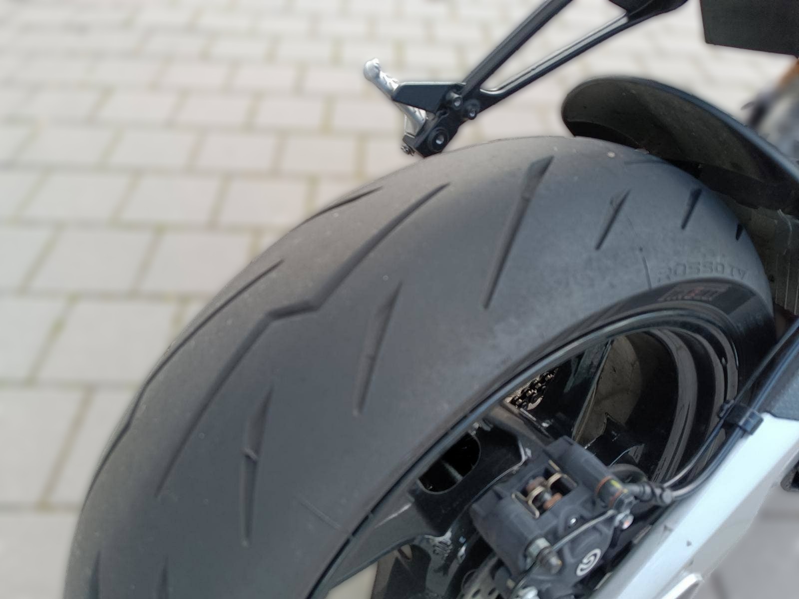 2025 Aprilia RS 660 - 2 103 km - Náhled 17